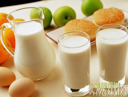 牛奶保质期越长营养价值越高吗？